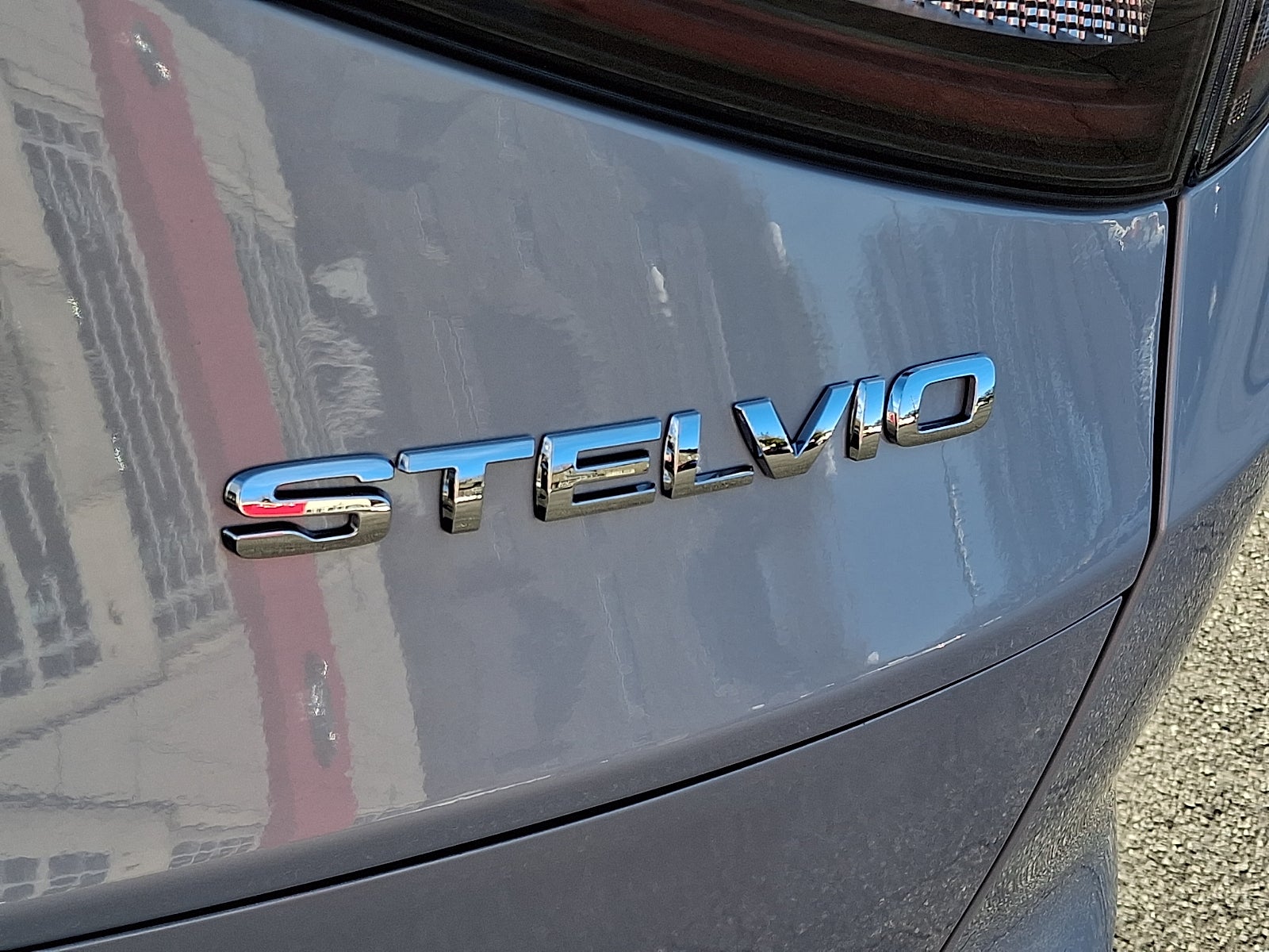 2025 Alfa Romeo Stelvio Sprint AWD