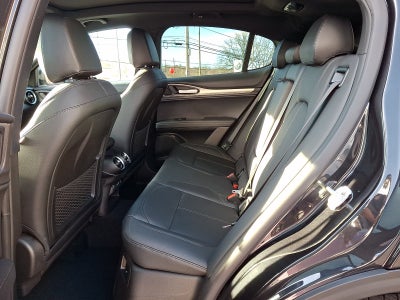 2025 Alfa Romeo Stelvio Sprint AWD