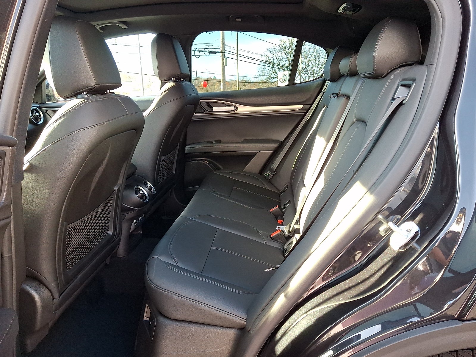 2025 Alfa Romeo Stelvio Sprint AWD