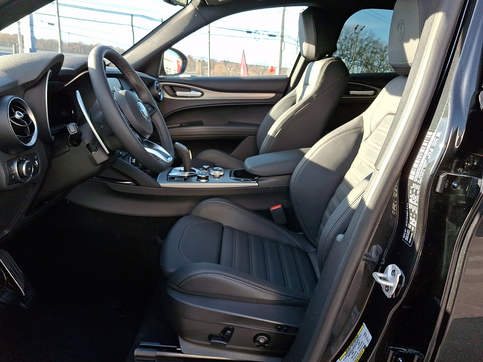 2025 Alfa Romeo Stelvio Sprint AWD