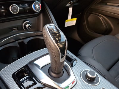 2025 Alfa Romeo Stelvio Sprint AWD