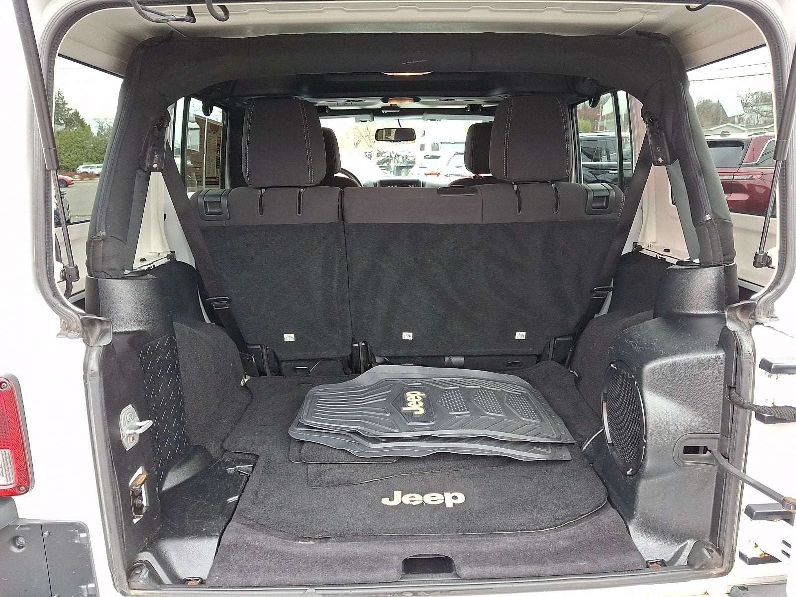 2014 Jeep Wrangler Unlimited Sahara