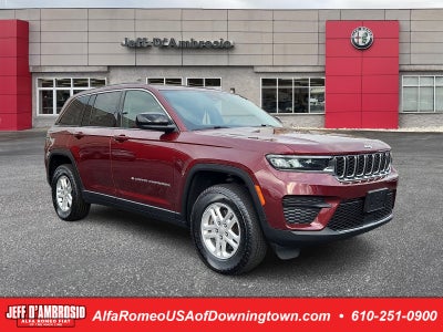 2023 Jeep Grand Cherokee Laredo 4x4