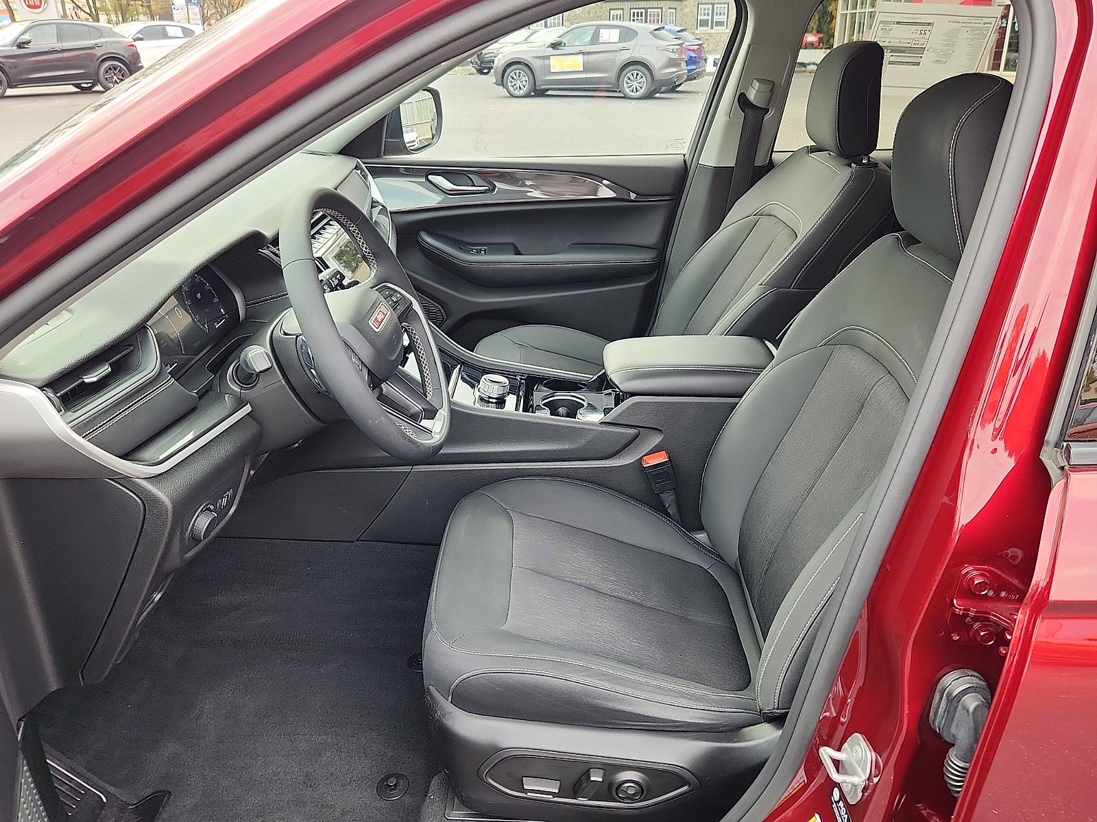 2023 Jeep Grand Cherokee Laredo 4x4