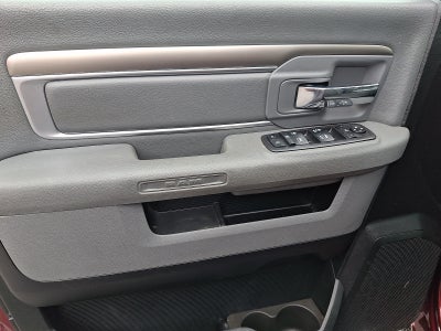2018 RAM 1500 Big Horn Crew Cab 4x4 5'7" Box