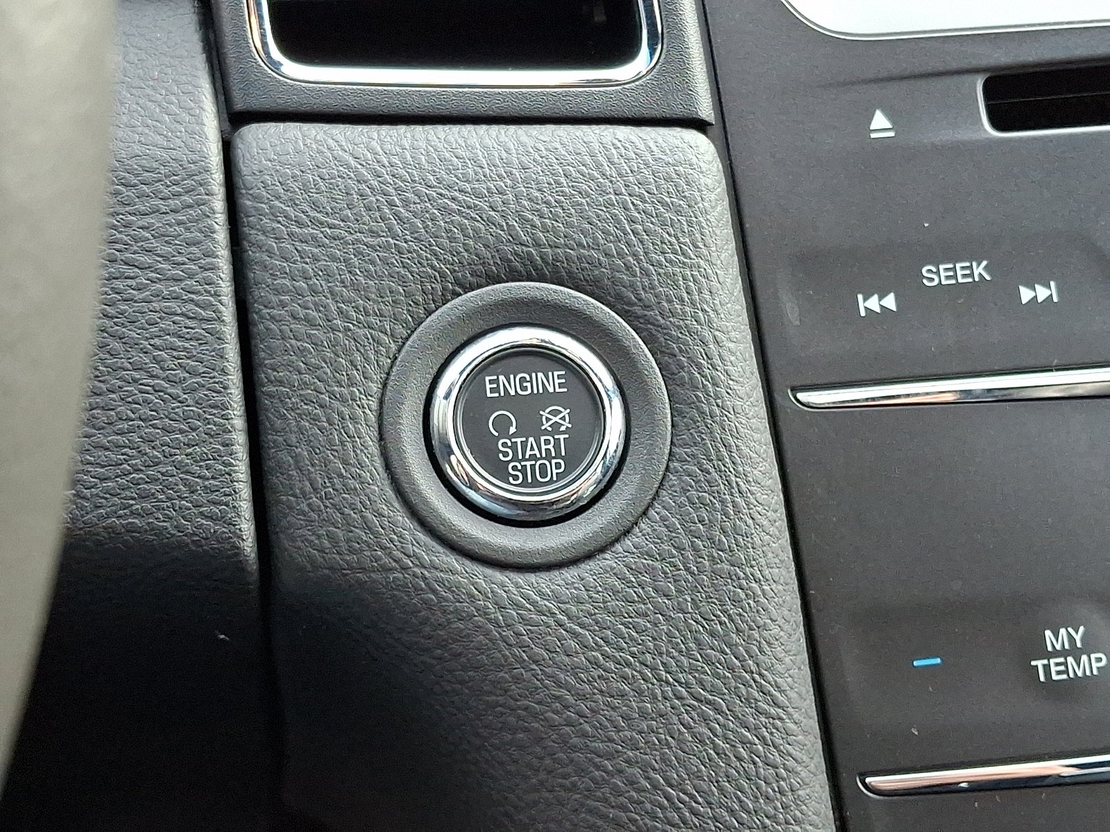 2015 Ford Taurus SEL