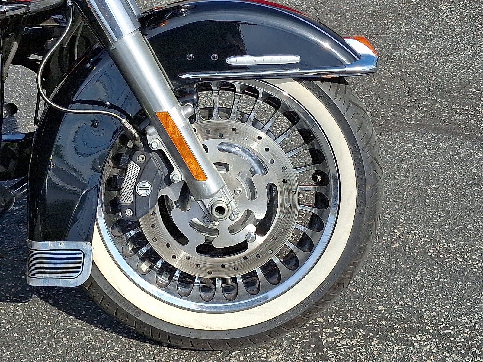 2013 Harley Davidson Electra Glide Ultra Limited Base