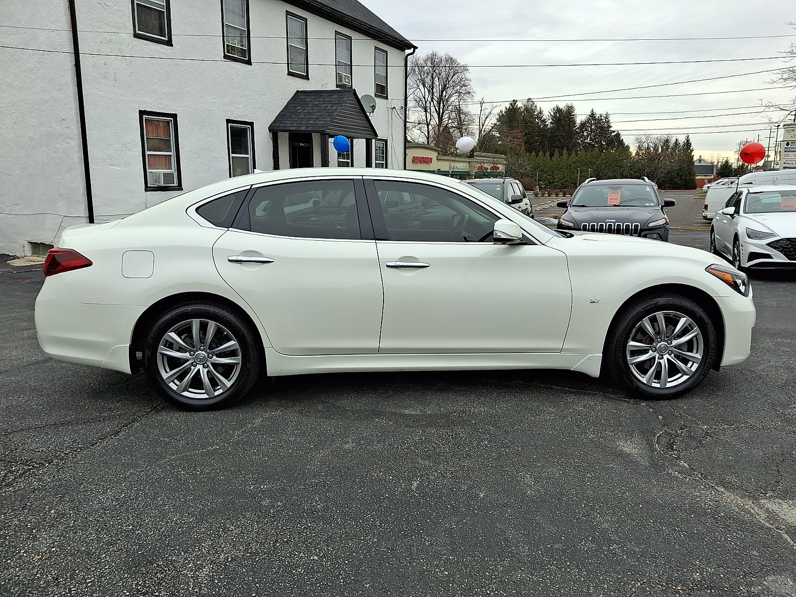 2016 INFINITI Q70 3.7X