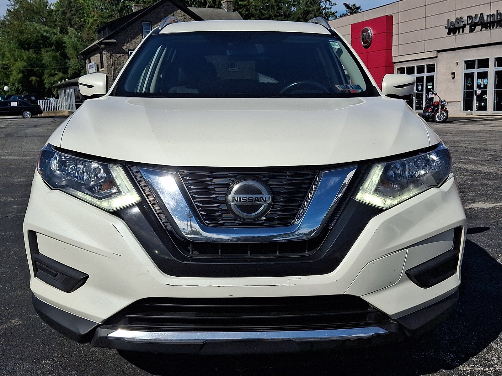 Used 2019 Nissan Rogue SV with VIN JN8AT2MV3KW401317 for sale in Malvern, PA