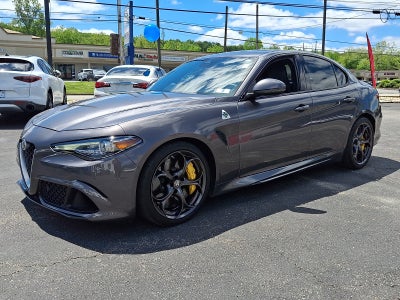 2017 Alfa Romeo Giulia Quadrifoglio Quadrifoglio RWD