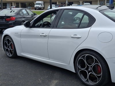2023 Alfa Romeo Giulia Veloce RWD