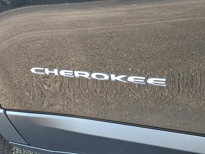 2022 Jeep Cherokee Latitude Lux