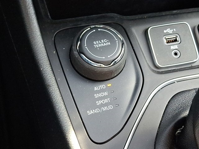 2022 Jeep Cherokee Latitude Lux