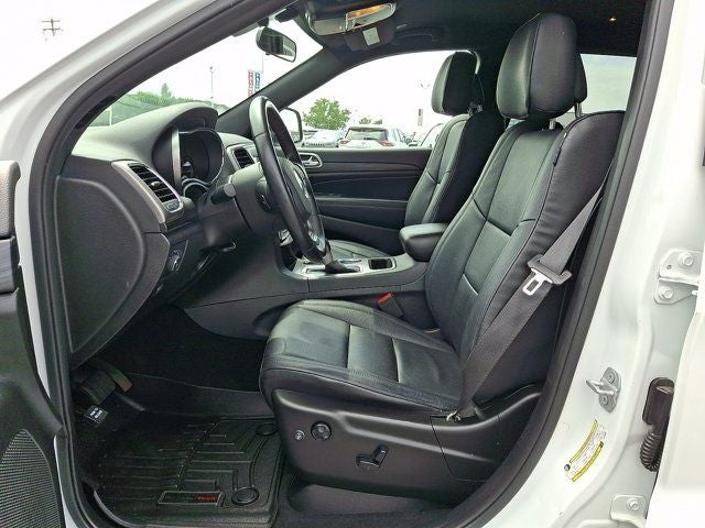 2020 Jeep Grand Cherokee Laredo E