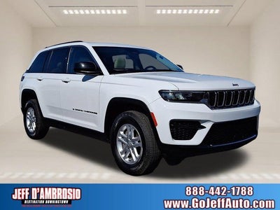 2022 Jeep Grand Cherokee Laredo