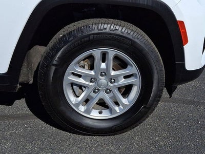 2022 Jeep Grand Cherokee Laredo