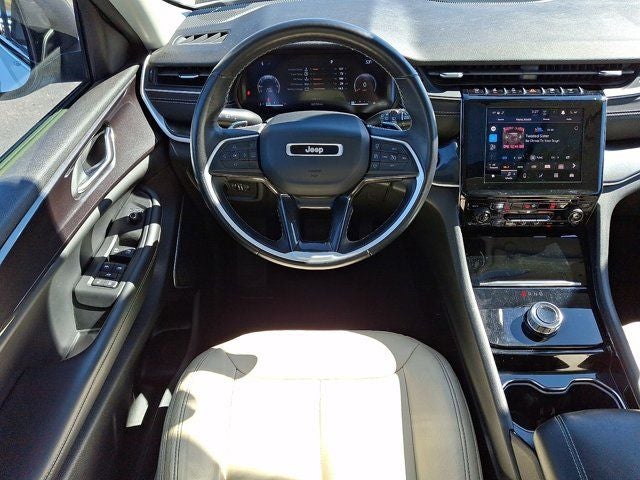 2022 Jeep Grand Cherokee Laredo