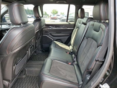 2022 Jeep Grand Cherokee Trailhawk