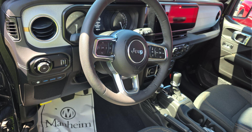2025 Jeep Wrangler Sahara 4xe