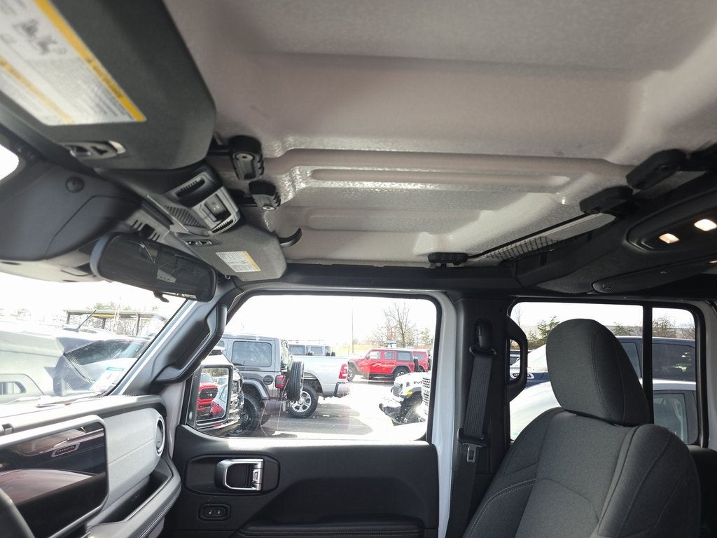 2025 Jeep Wrangler Sahara 4xe