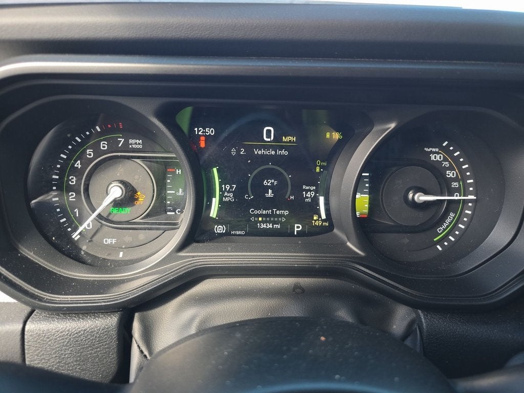 2025 Jeep Wrangler Sahara 4xe