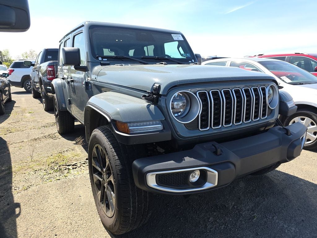 2025 Jeep Wrangler Sahara 4xe