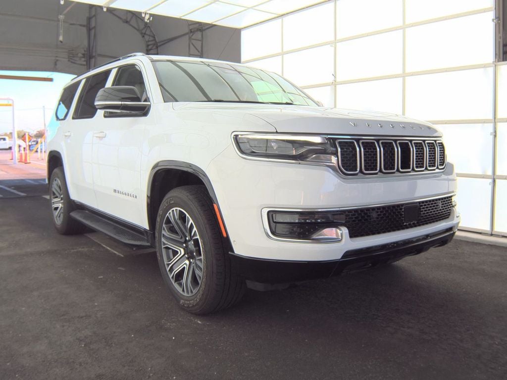2024 Jeep Wagoneer Base