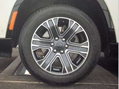 2024 Jeep Wagoneer Base
