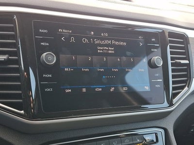 2022 Volkswagen Atlas 3.6L V6 SE w/Technology