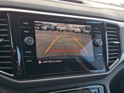 2022 Volkswagen Atlas 3.6L V6 SE w/Technology