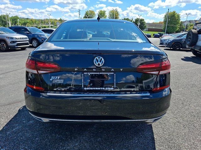 2022 Volkswagen Passat 2.0T SE