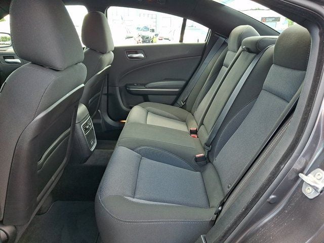 2016 Dodge Charger SE