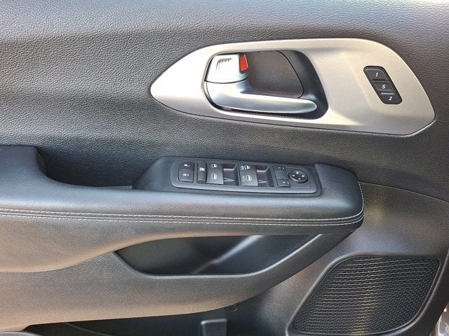 2020 Chrysler Pacifica Launch Edition