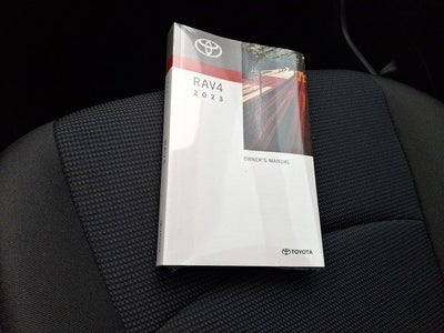 2023 Toyota RAV4 LE