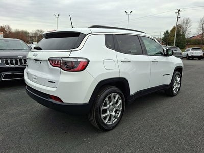 2022 Jeep Compass Latitude Lux