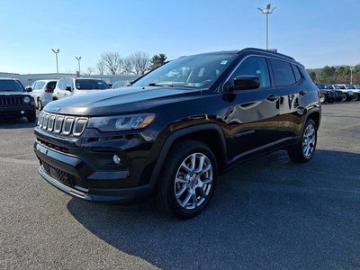 2022 Jeep Compass Latitude Lux