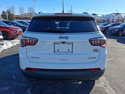 2023 Jeep Compass Latitude Lux