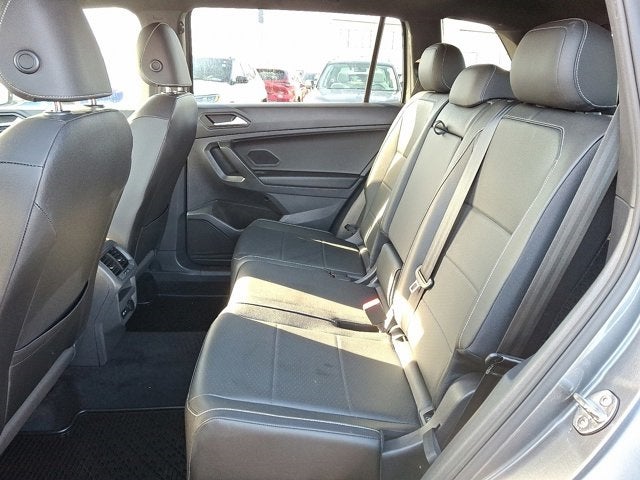 2021 Volkswagen Tiguan 2.0T SE R-Line Black