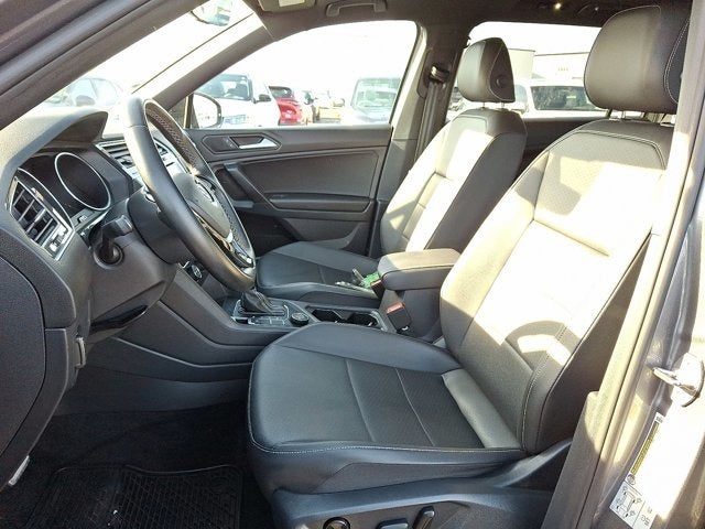 2021 Volkswagen Tiguan 2.0T SE R-Line Black