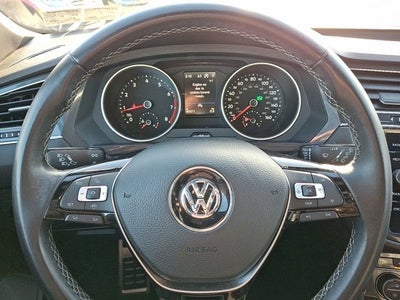 2021 Volkswagen Tiguan 2.0T SE R-Line Black