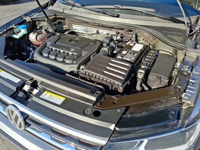 2021 Volkswagen Tiguan 2.0T SE R-Line Black