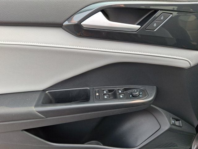 2022 Volkswagen Taos 1.5T SEL