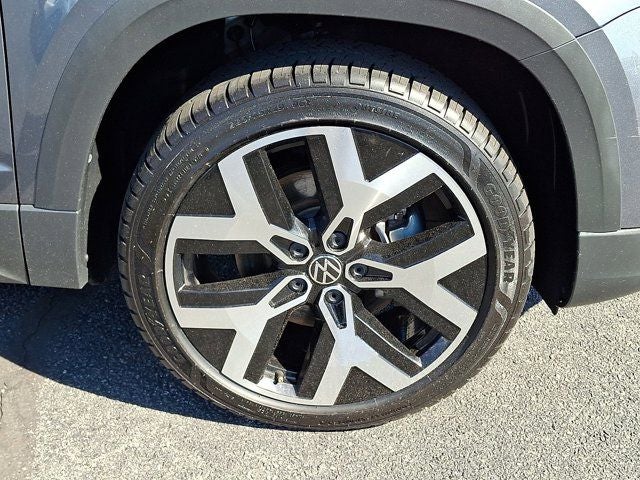 2023 Volkswagen Taos 1.5T SEL