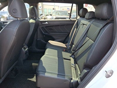 2023 Volkswagen Tiguan 2.0T SE R-Line Black