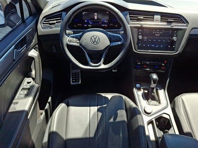 2023 Volkswagen Tiguan 2.0T SE R-Line Black