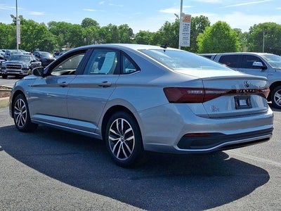 2025 Volkswagen Jetta 1.5T SE