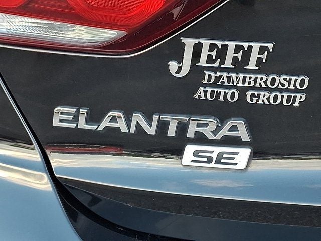 2018 Hyundai Elantra SE