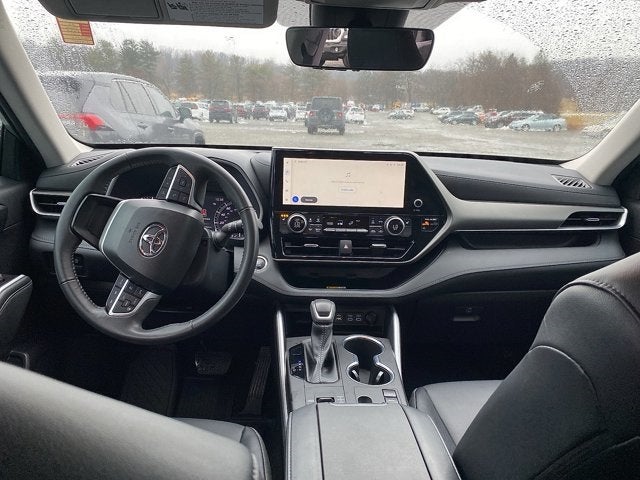 2023 Toyota Highlander XLE