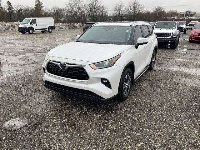 2024 Toyota Highlander XLE