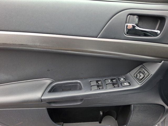 2015 Mitsubishi Lancer SE